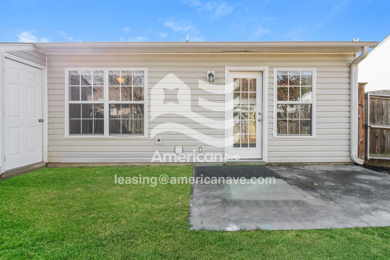 Building Photo - 406 Wincrest Ln