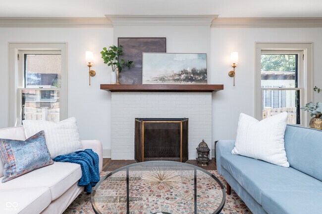 Building Photo - 322 E 37th St