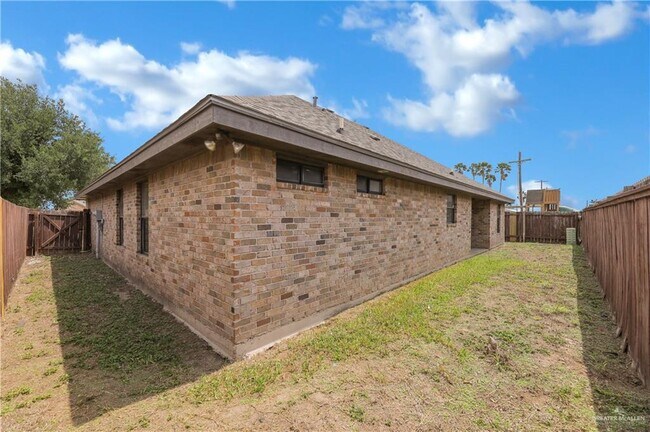 Building Photo - 20 N 42nd St