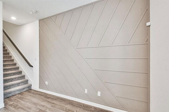 Building Photo - 582 Dry Fork Ln