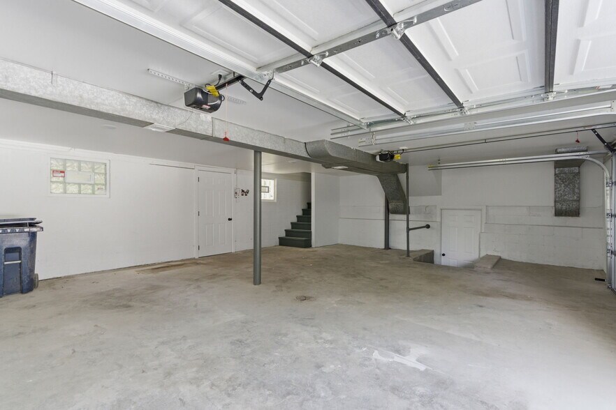 Building Photo - 10173 Joliet St