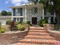 Building Photo - 5819 Fairhaven Ave