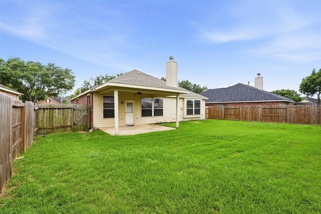 Building Photo - 18010 Timber Crossing Ln