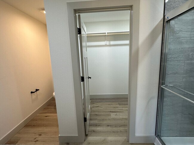 Building Photo - BRAND NEW 3 Bed 2 Bath in WAYNESVILLE - FOR RENT