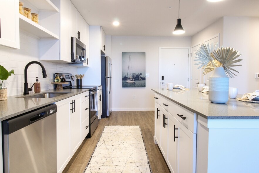 Canopy Kitchen - Canopy