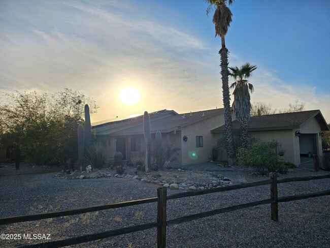 Building Photo - 8021 N Padova Pl