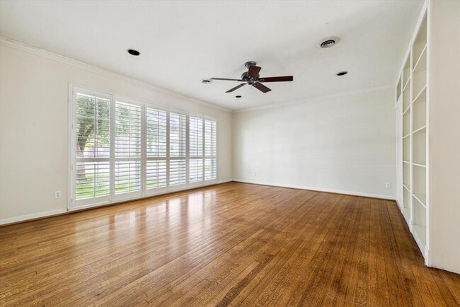 Building Photo - 5438 Pagewood Ln