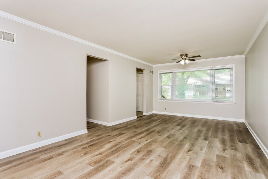 Building Photo - 9609 Griffin Dr