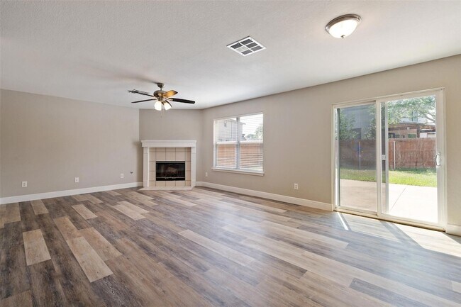 Building Photo - 1809 Vanderhill Cove