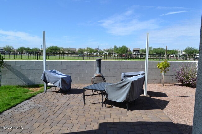 Building Photo - 4808 S Ferric