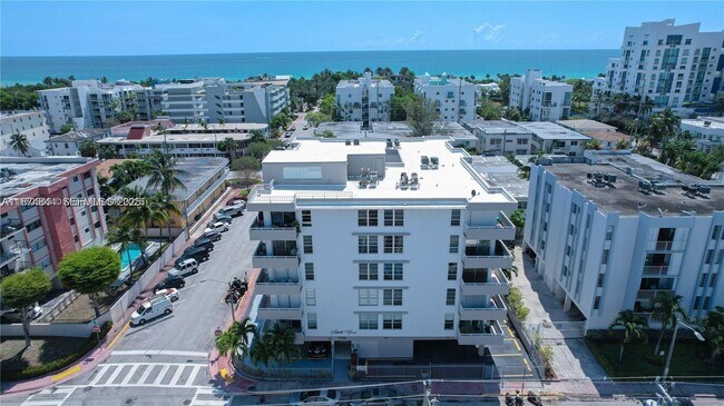 Building Photo - 7735 Abbott Ave