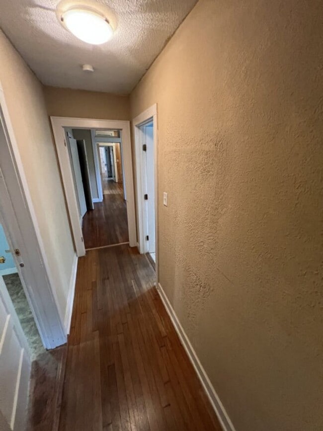 Building Photo - Spacious 5-Bedroom Home in Prime Zachary Location