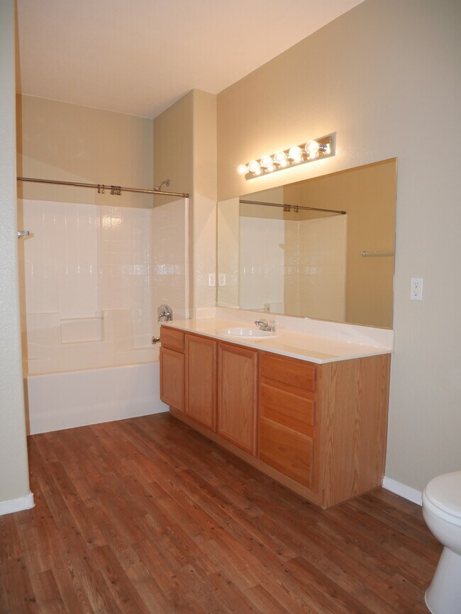 Building Photo - 9303 Gilcrease Ave