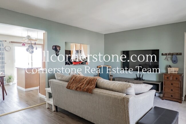 Building Photo - 6441 Cache Dr