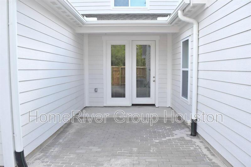 Building Photo - 215 Kendrick Pines Blvd