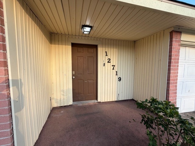 Building Photo - 12719 Panay Dr