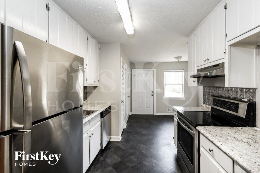 Building Photo - 334 Spring Ridge Dr