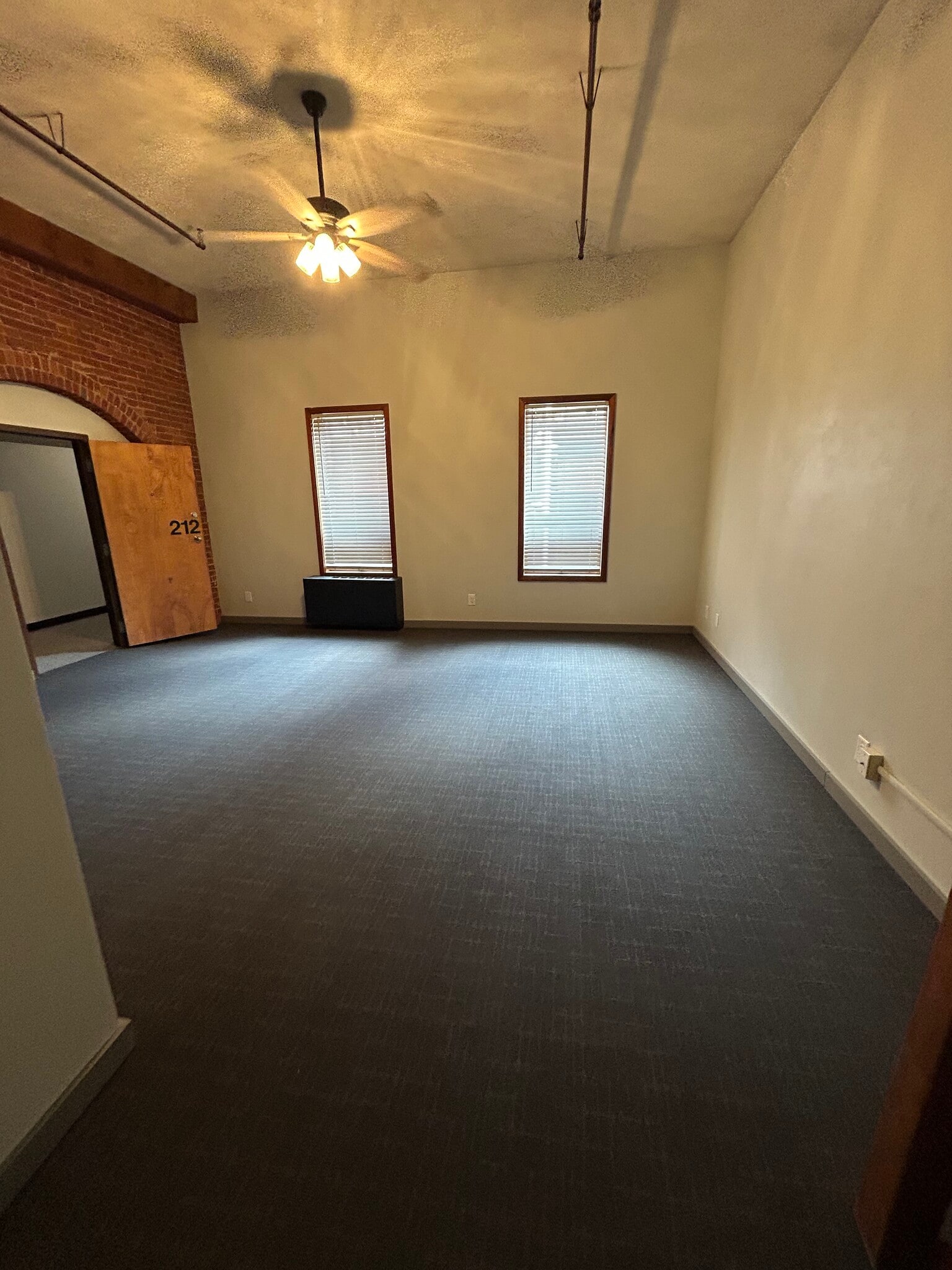 Building Photo - 222 Jay St