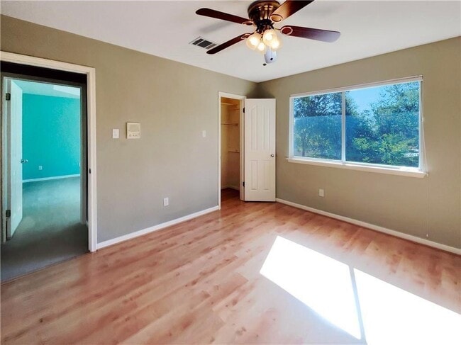 Building Photo - 1703 Amber Skyway Cove