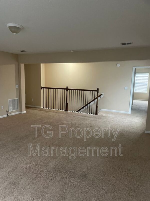 Building Photo - 247 Shetland Dr