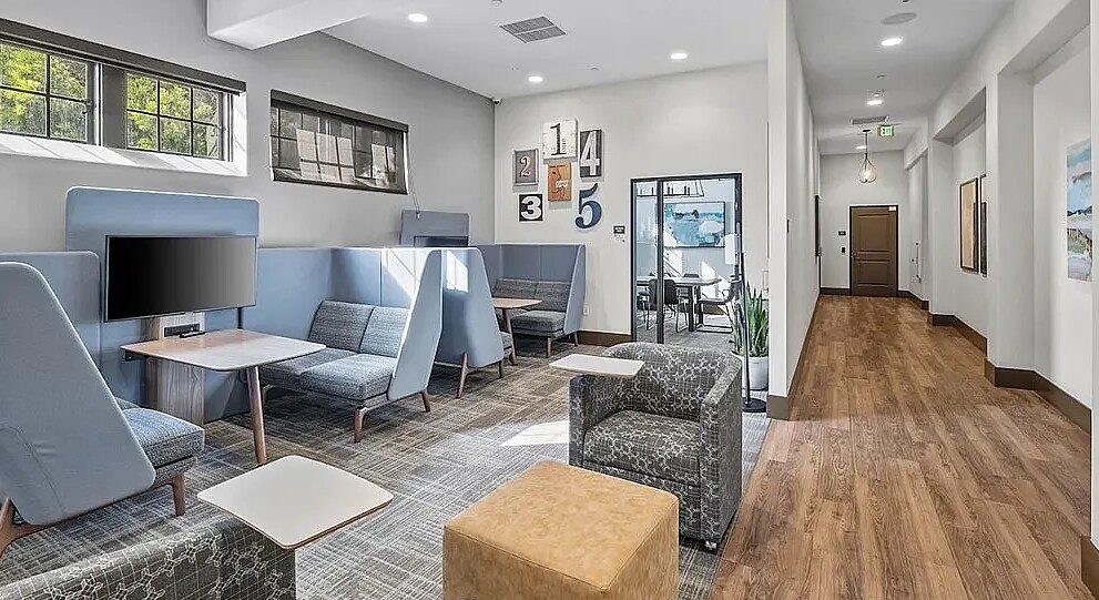 Building Photo - 12120 Blue Sky Ct