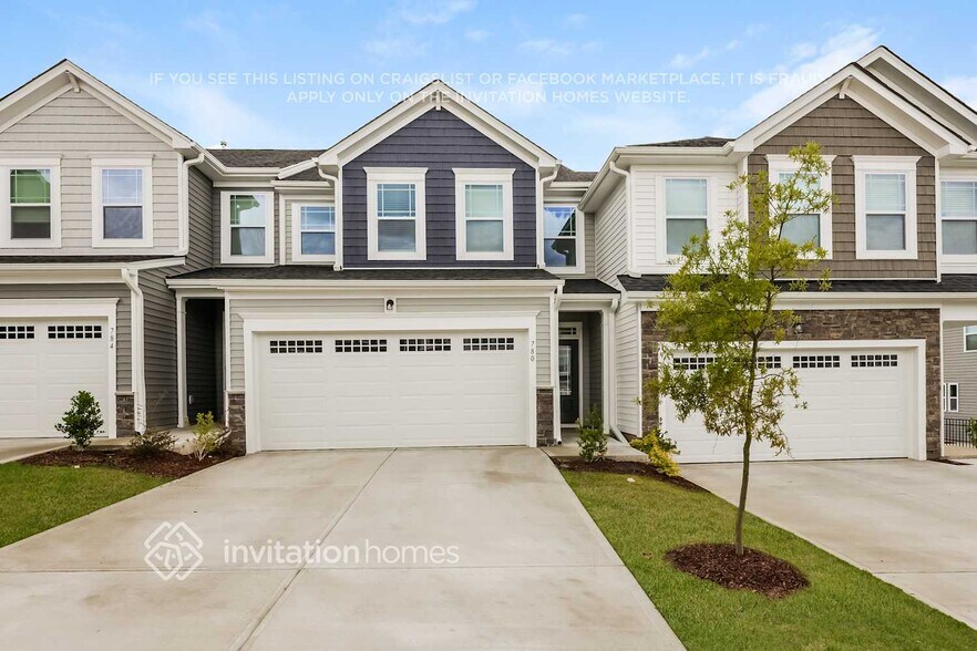 Primary Photo - 780 Amarra Dr