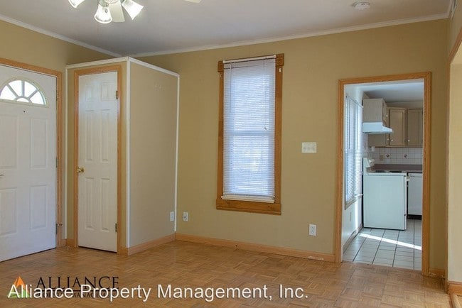 Building Photo - 1 br, 1 bath House - 1219 Pierre St.