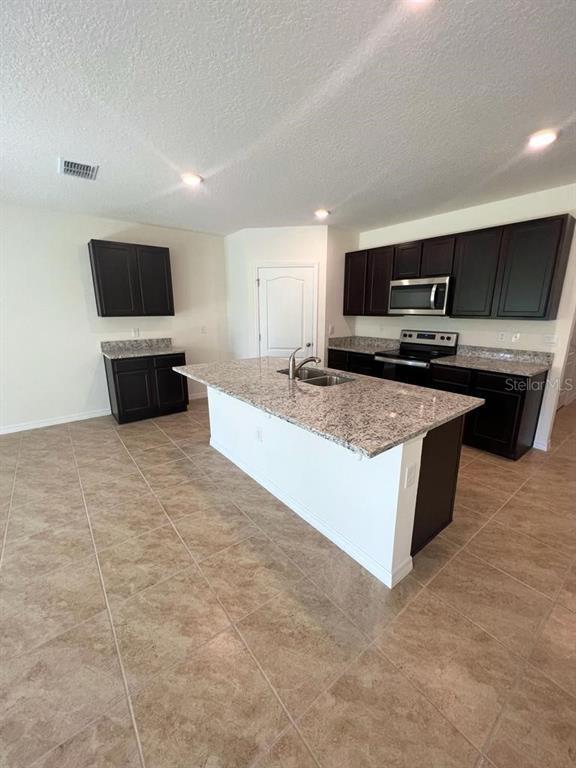 Building Photo - 996 Brooklet Dr