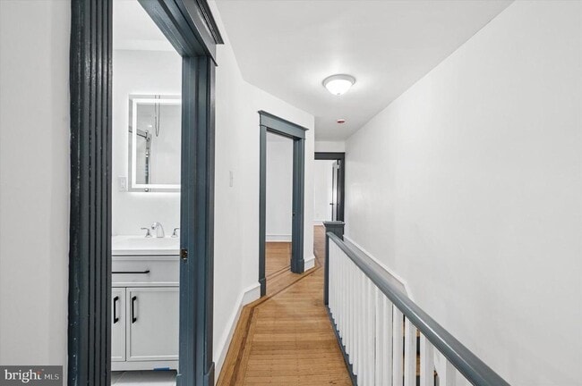 Building Photo - 703 N 66th St