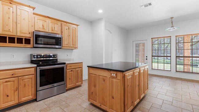 Building Photo - Private 5.5-Acre Retreat in Schoenthal Ranch – Space, Comfort & Country Living