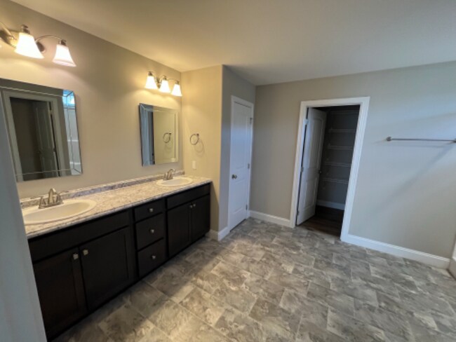 Building Photo - 7101 Nans Creek Way