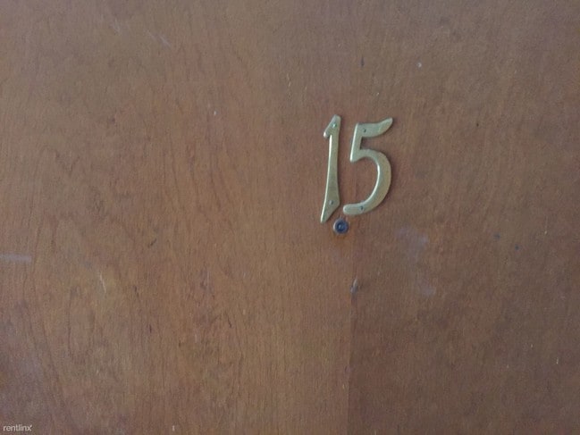 Primary Photo - 306 Beakes St