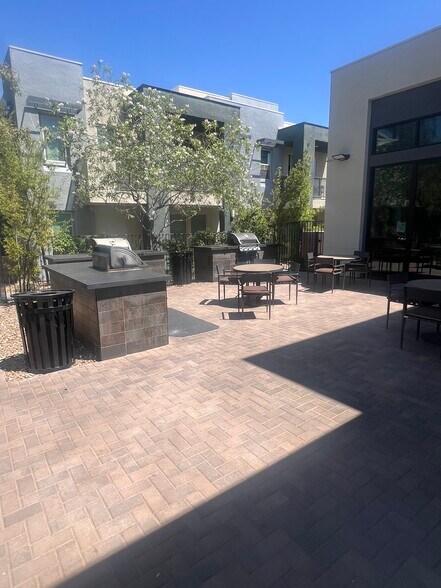 Building Photo - 11361 Gravitation Dr