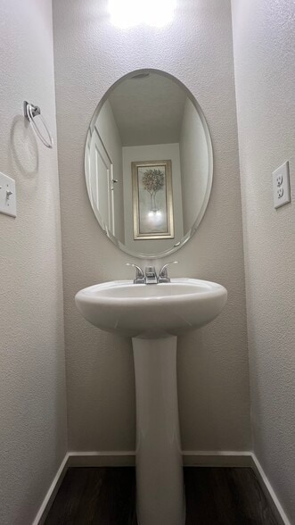 Downstairs Restroom - 720 NE 138th Pl
