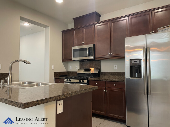 Building Photo - 28829 Camino De Cielo Dr