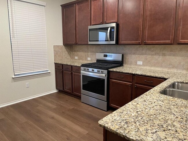 Building Photo - 279 Zuma Dr