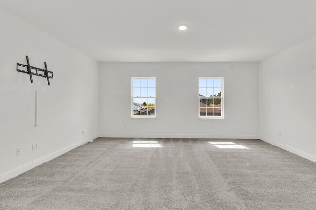 Building Photo - 5404 Golden Apple Dr