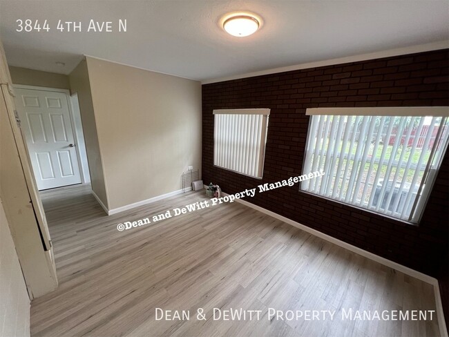 Building Photo - 3844 4th Ave N
