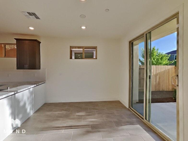 Building Photo - 8932 Upbeat Wy