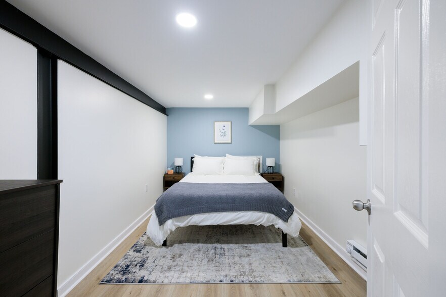 Building Photo - 7218 Monument Ave