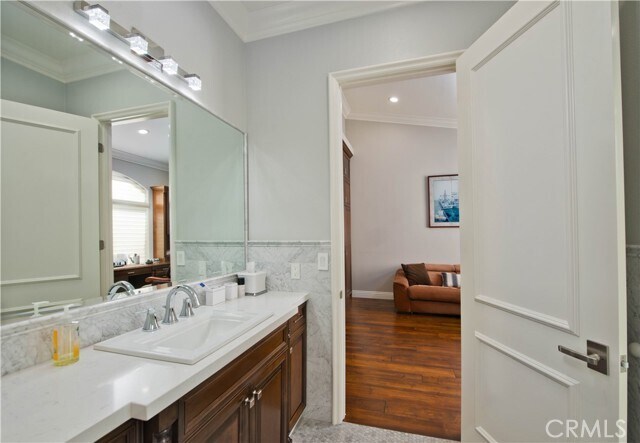 Building Photo - 27048 Triumph Ave