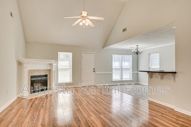 Building Photo - 409 Urial Dr