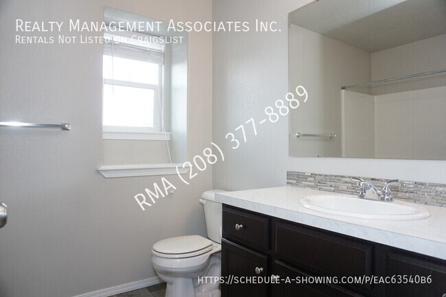 Building Photo - 13681 Key W St