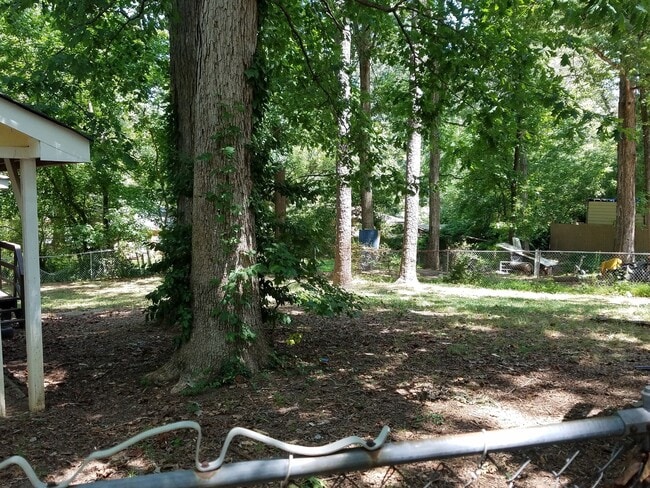 Building Photo - 2 Bed/1 Bath House in Decatur