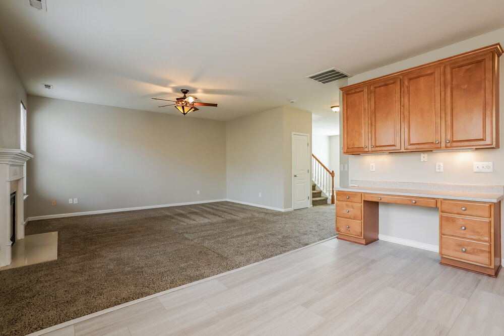 Building Photo - 360 Stobhill Ln