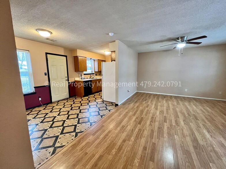 Building Photo - 51 Grand Brook Dr