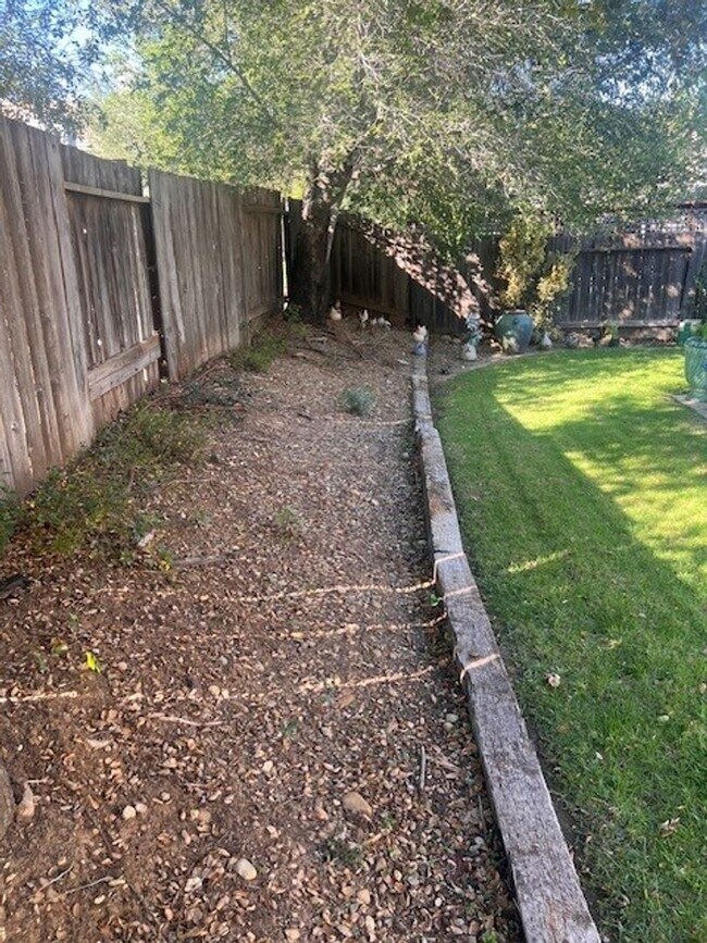 Building Photo - Exceptional Viborg Estates Home Near Downtown Solvang