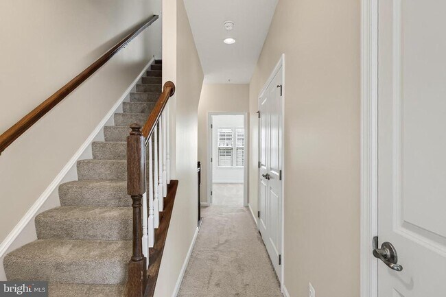 Building Photo - 22356 Philanthropic Dr