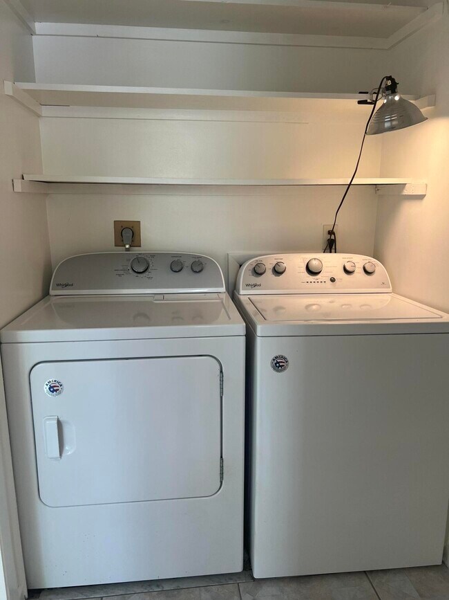 Building Photo - 136 Yacht Club Dr