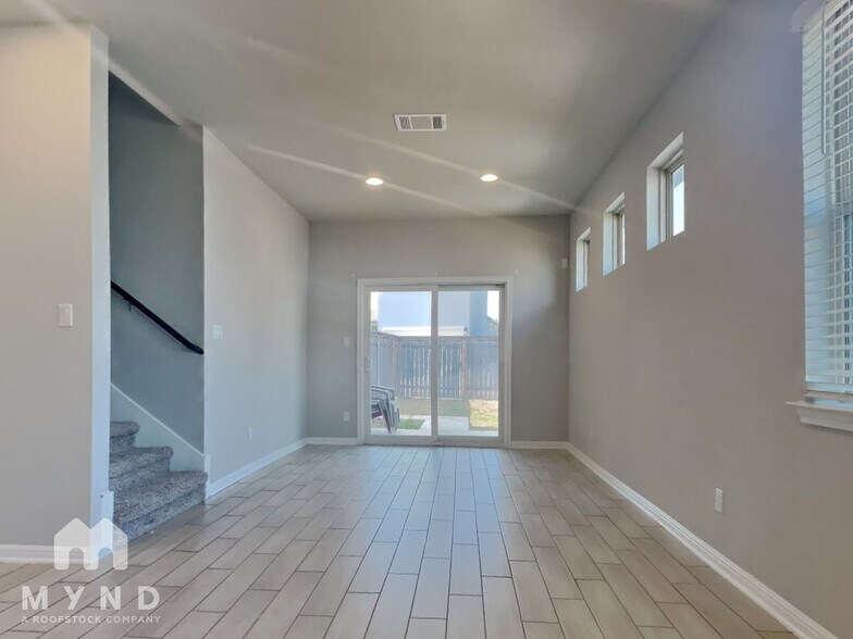 Building Photo - 1133 Kerrwood Wy